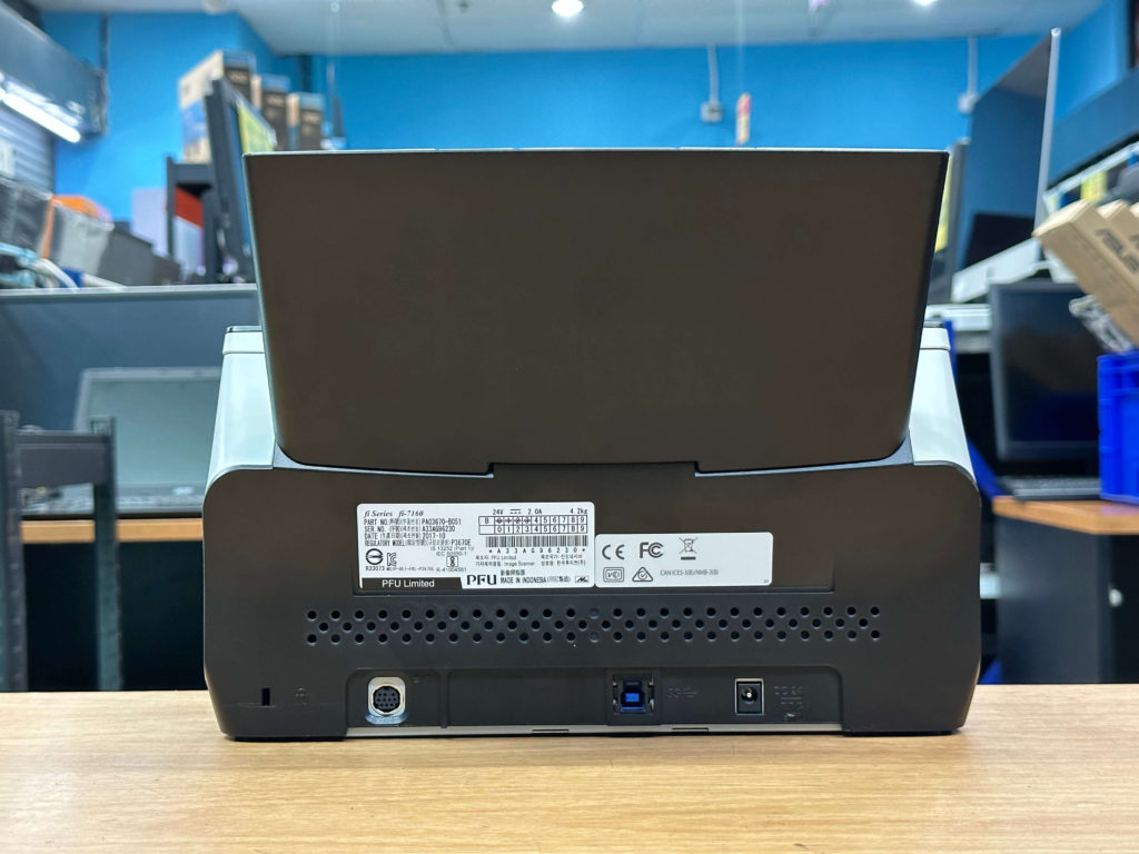 Cover Image Scanner fi-7160 (8)